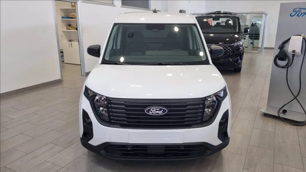 Ford Transit Courier 2026
