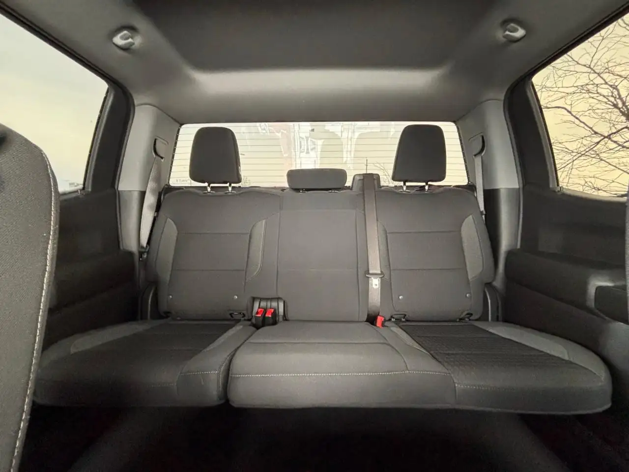 Chevrolet Silverado 1500 снимка Chevrolet Silverado 1500