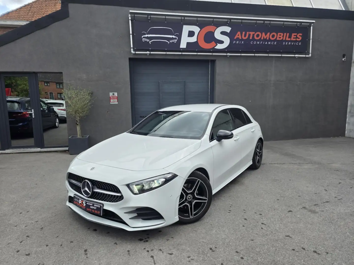 Mercedes-Benz A 200 i AMG*FULL LED*CAMERA*SEMI CUIR/ALCANTARA CHAUFF. Blanc - 1