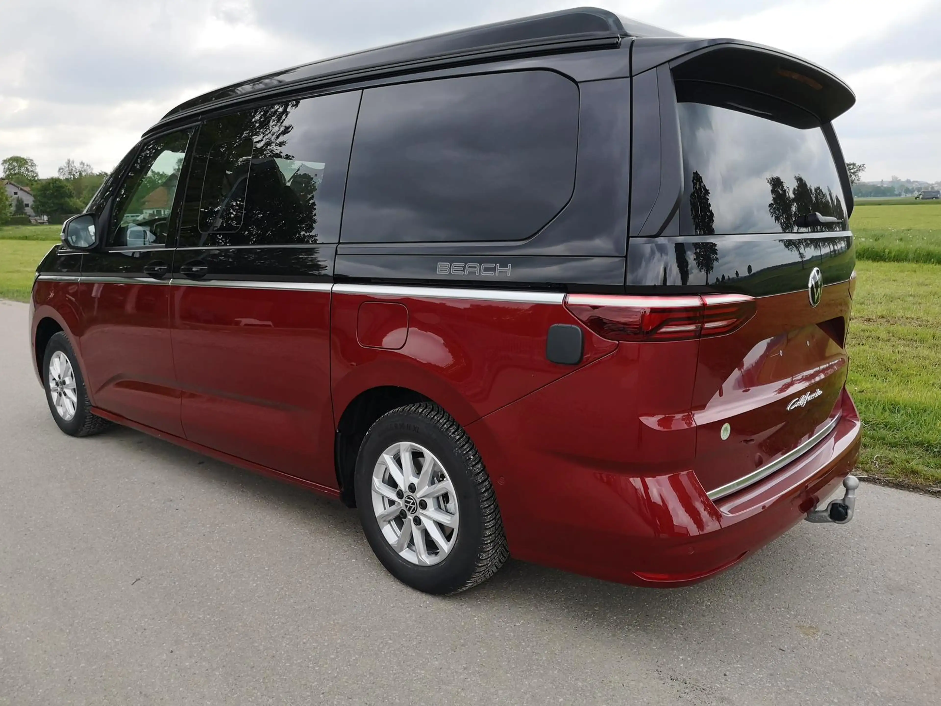 Volkswagen T7 California T7 2.0TDI DSG California Beach Camper GV5 High+ — photo 3