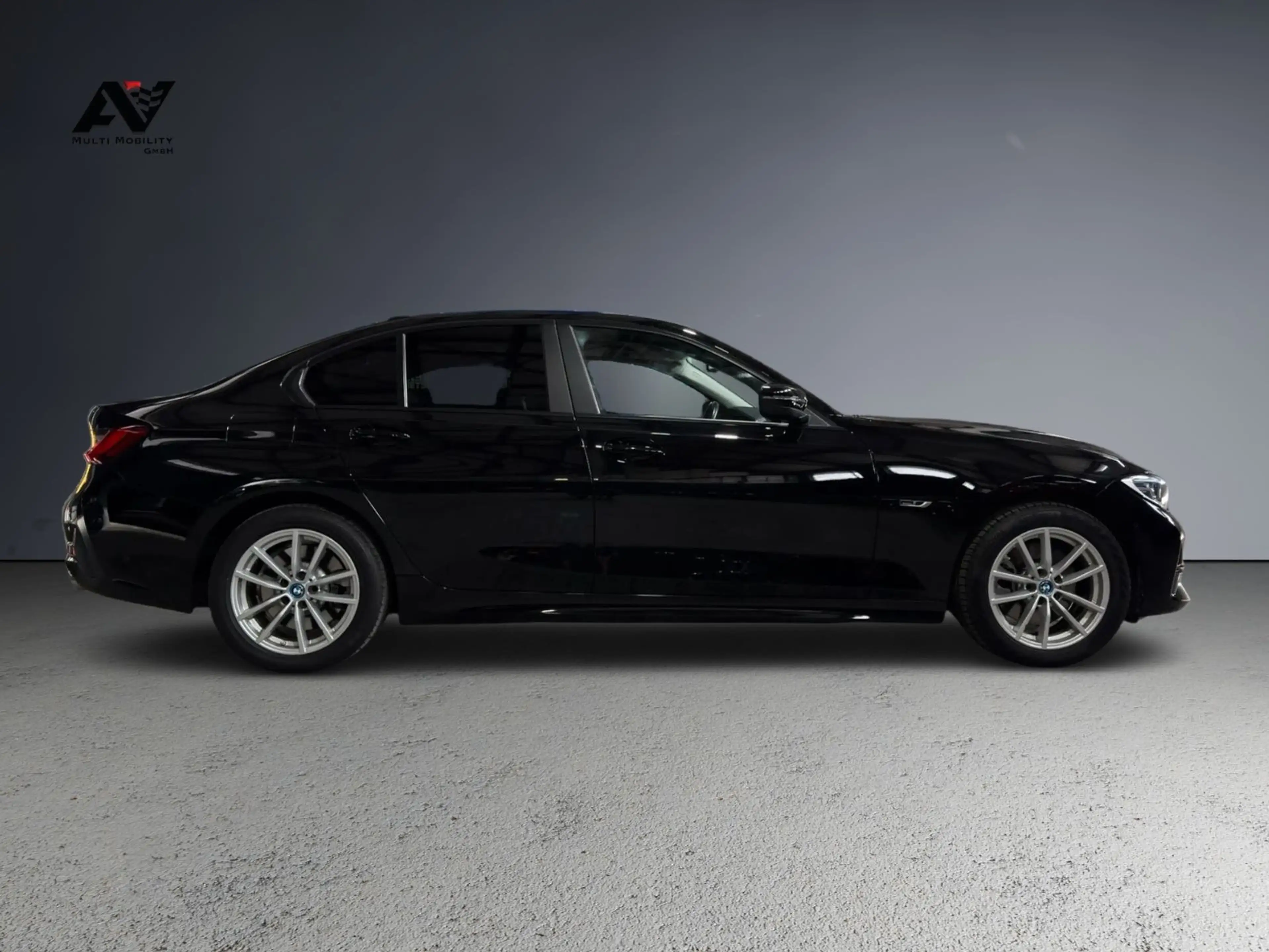 BMW 320 Lim 320e Adv. ACC Kam SHZ CarPlay LED PivacyGlas — photo 6