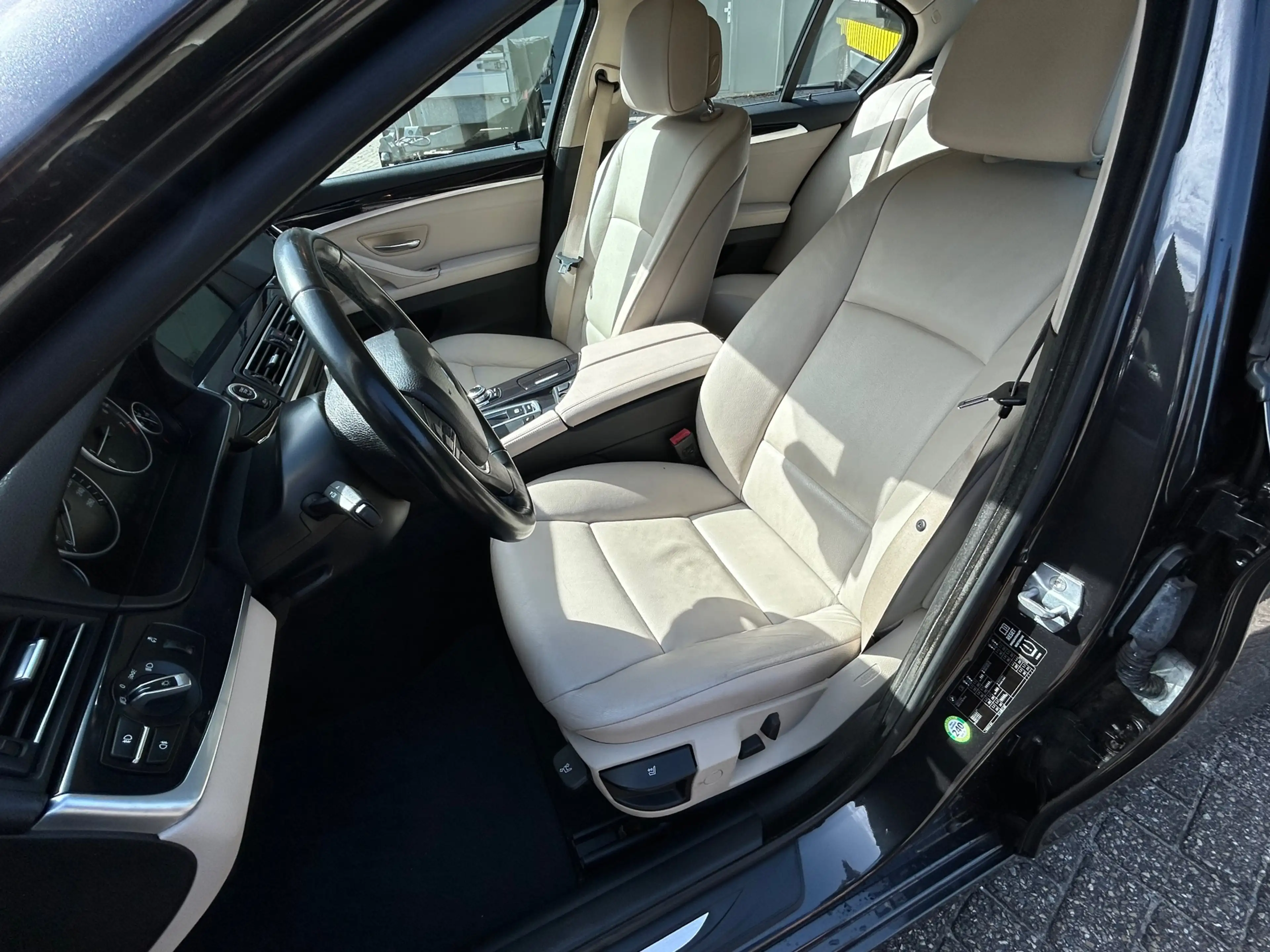 BMW 528 5-serie 528i High Executive + — photo 5