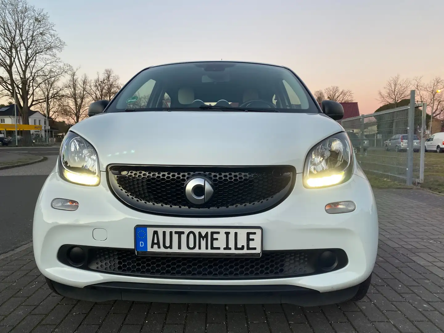smart forFour Basis 52 kW (453.042) Weiß - 2