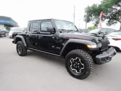 Black 2023 Jeep Gladiator Pickup Truck Four-Wheel Drive Automatic