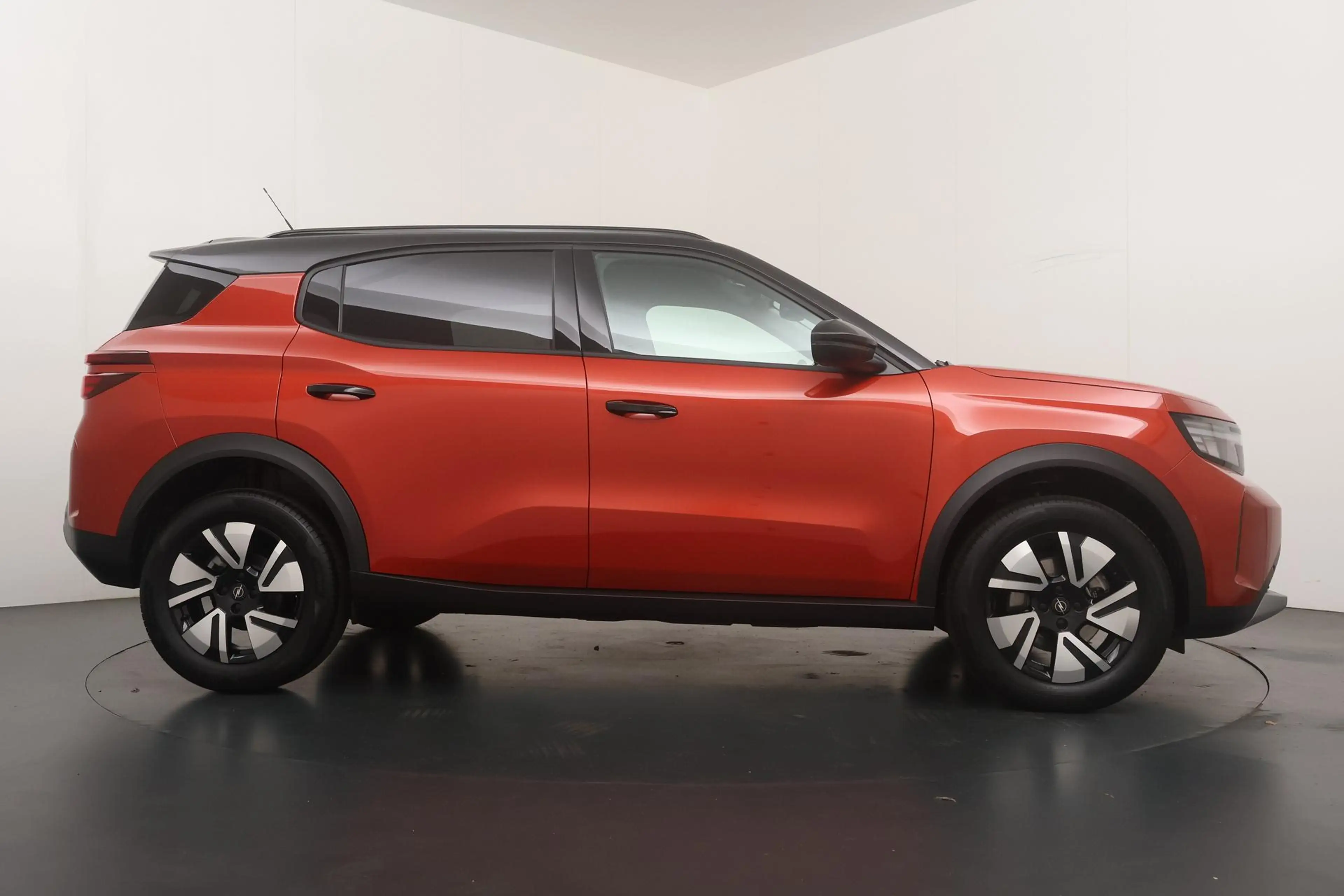 Opel Frontera 1.2 Turbo Hybrid GS | Winter Pakket | Technologie — photo 11