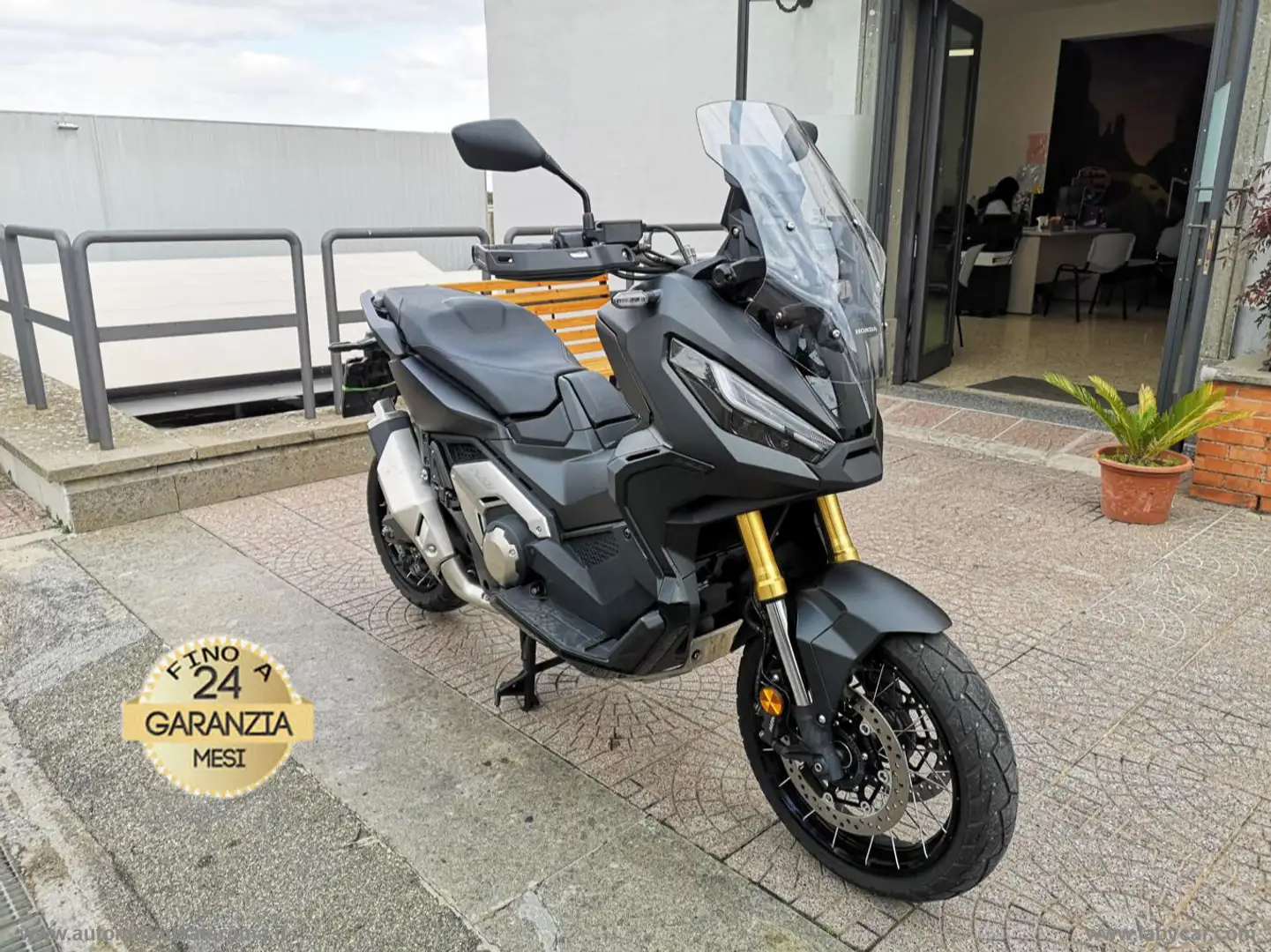 Honda X-ADV X-ADV 750 DCT PROMO WEB Nero - 2