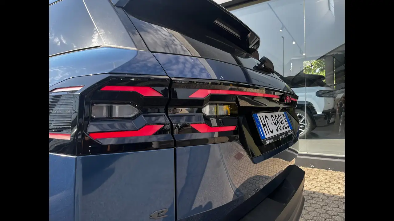 Jeep Compass 1.6 Turbo e-Hybrid Plug-In First Edition, миниатюра 7