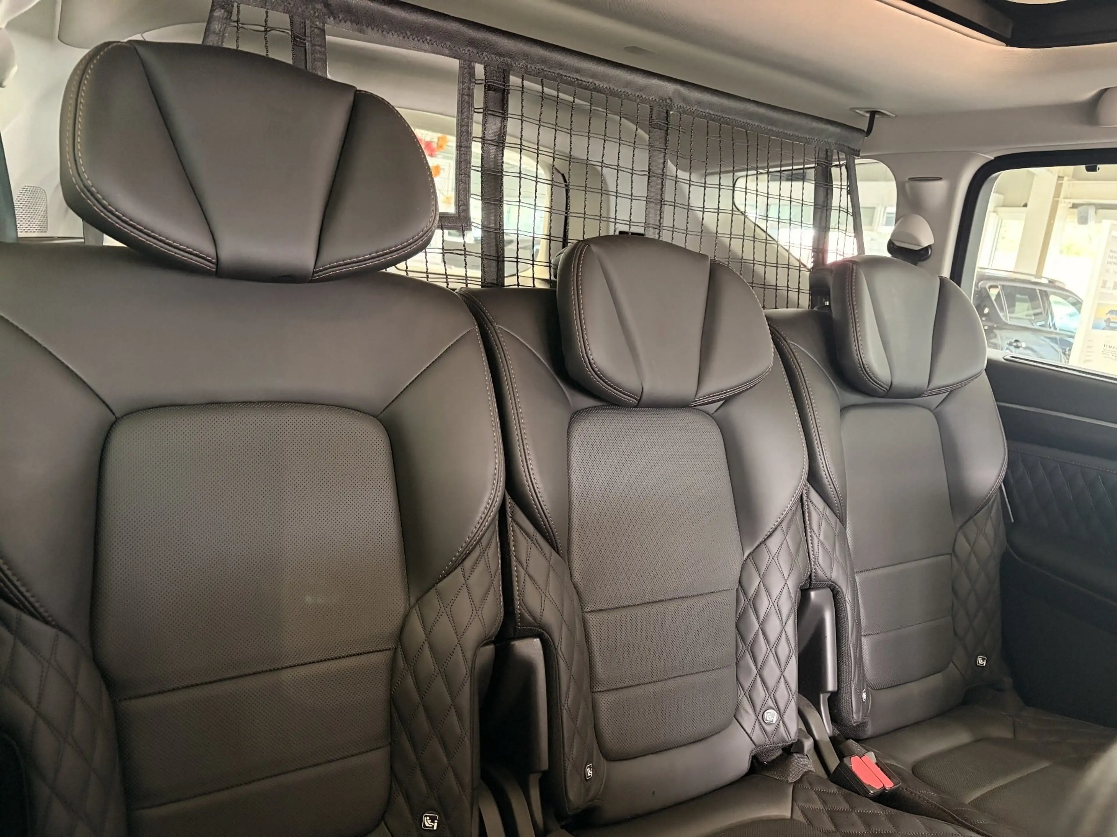 Renault Espace INITIALE PARIS dCi 190 EDC 7-Sitzer — photo 6