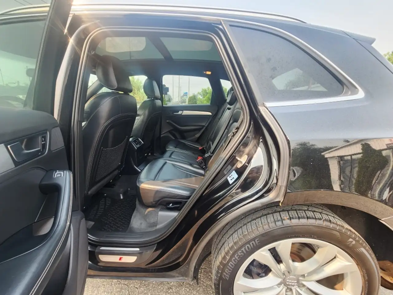 Audi SQ5 photo Audi SQ5