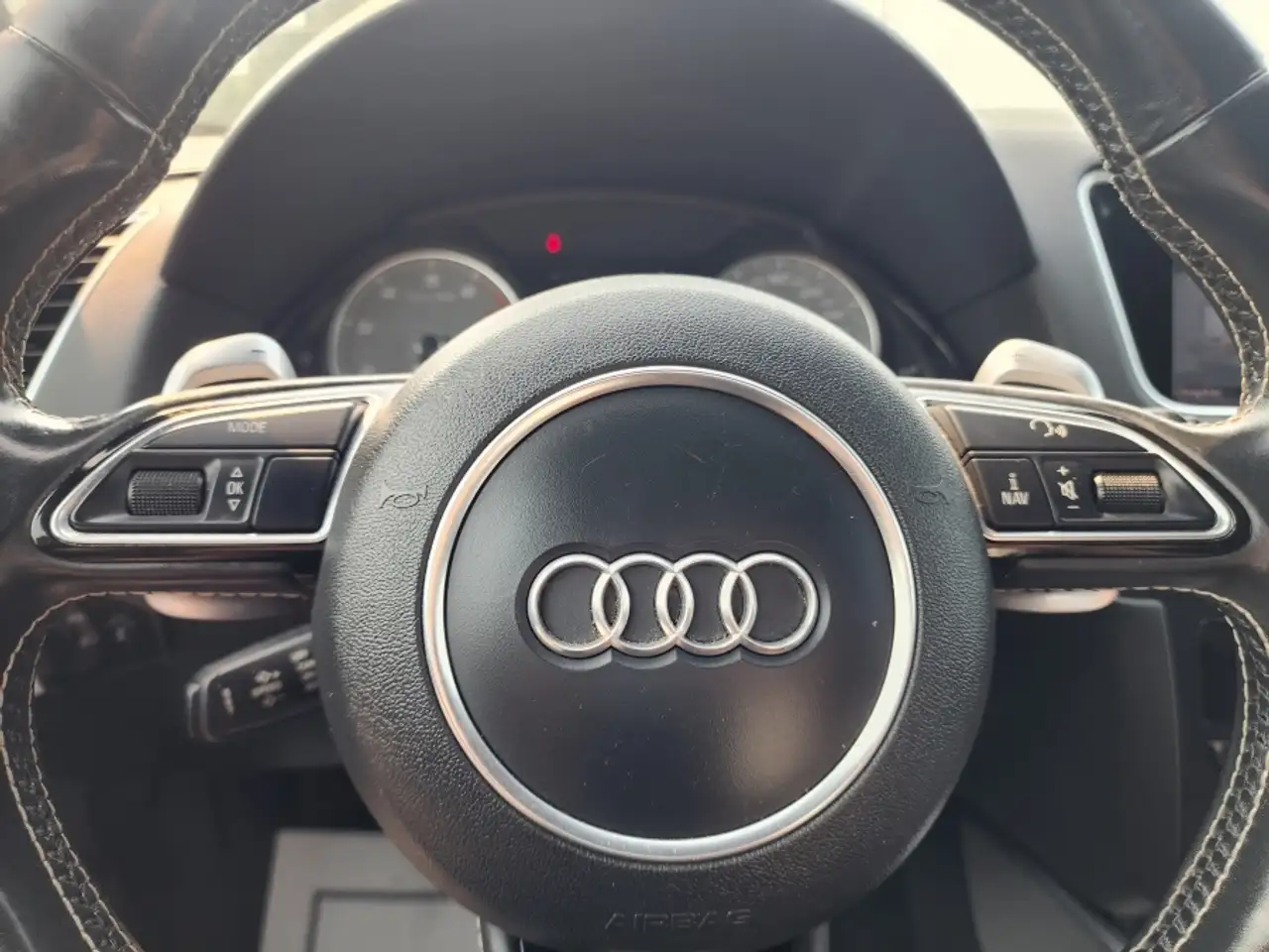 Audi SQ5 photo Audi SQ5