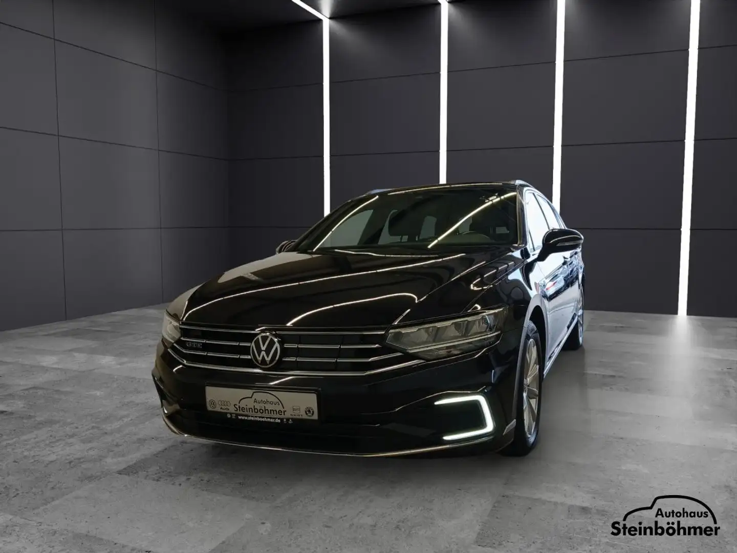 Volkswagen Passat Variant GTE 1.4TSI DSG LED NAV ACC SHZ Navi Negro - 2