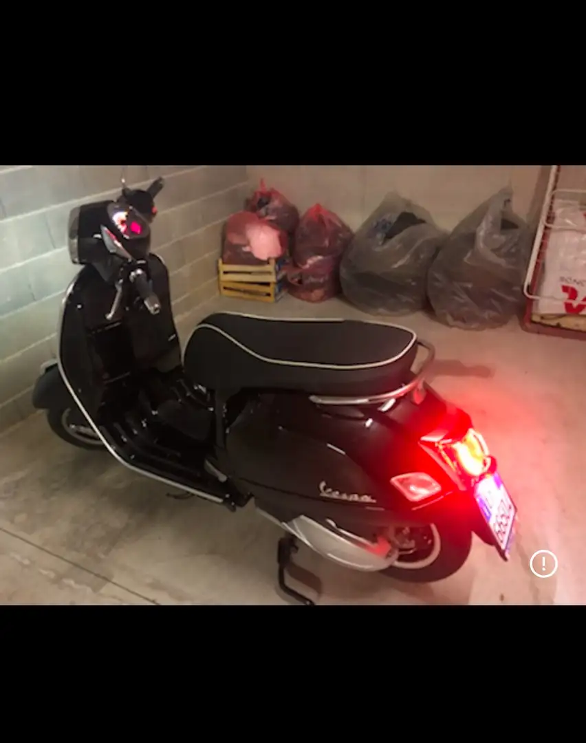 Vespa GTS 300 hpe - 2