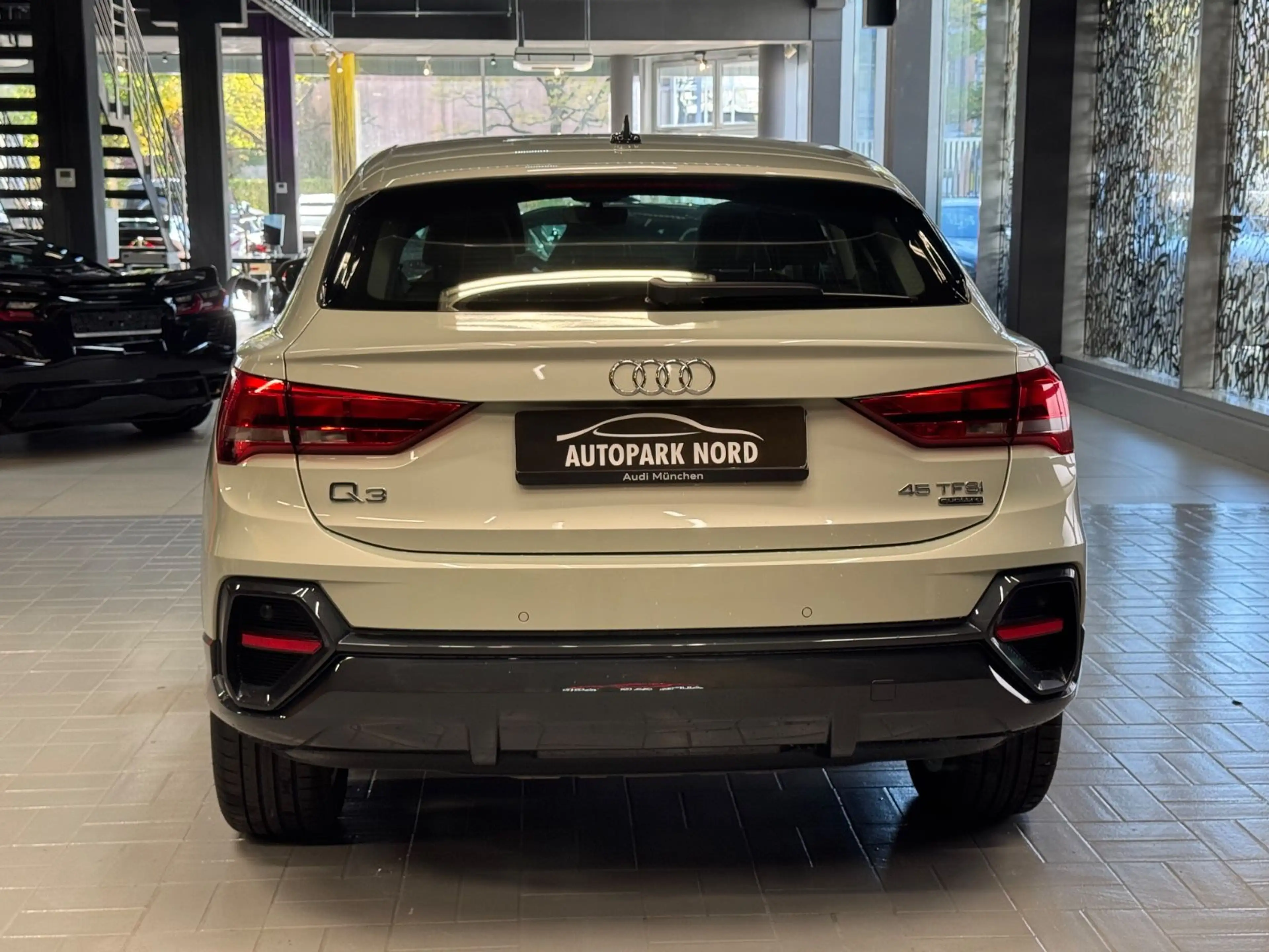 Audi Q3 Sportback 45 TFSI quattro Aut. ACC~LEDER~NAVI — photo 6