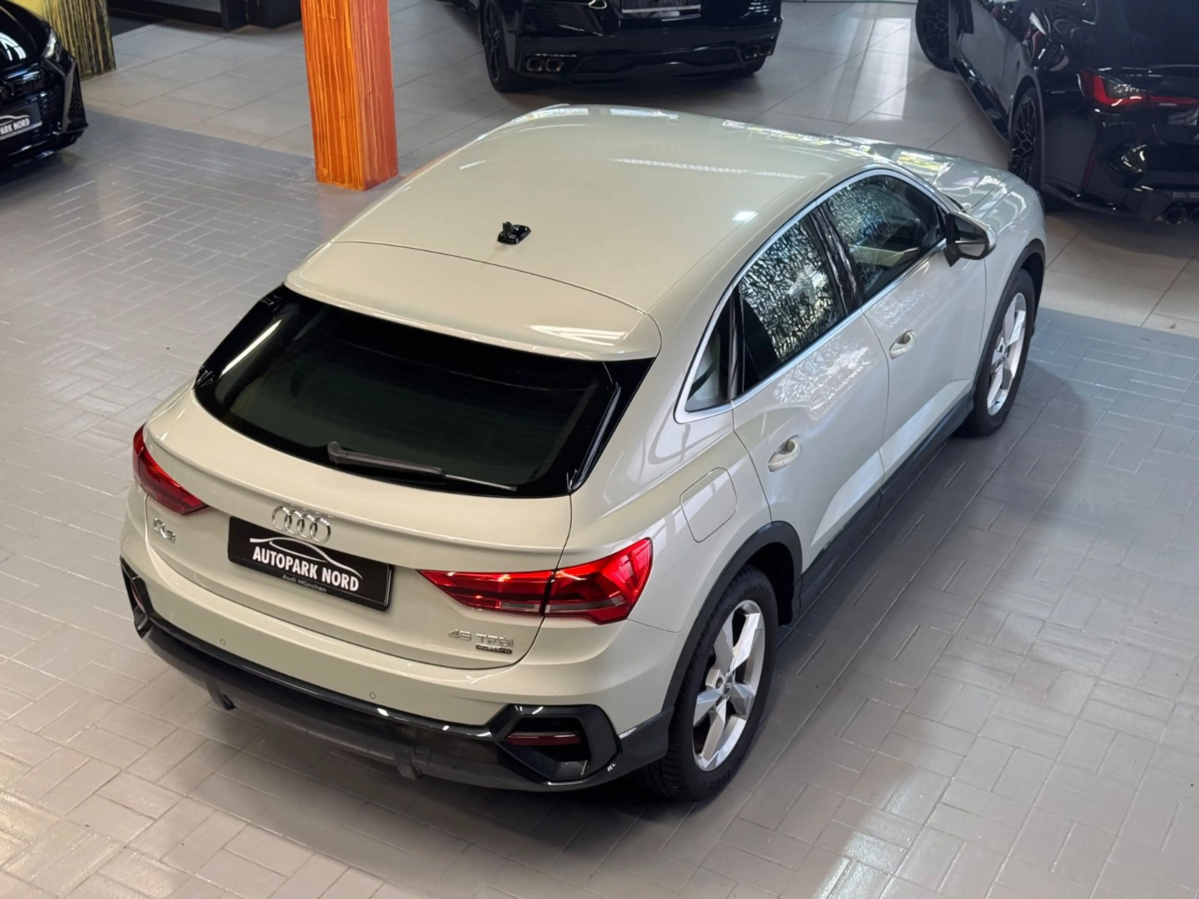 Audi Q3 Sportback 45 TFSI quattro Aut. ACC~LEDER~NAVI — photo 10