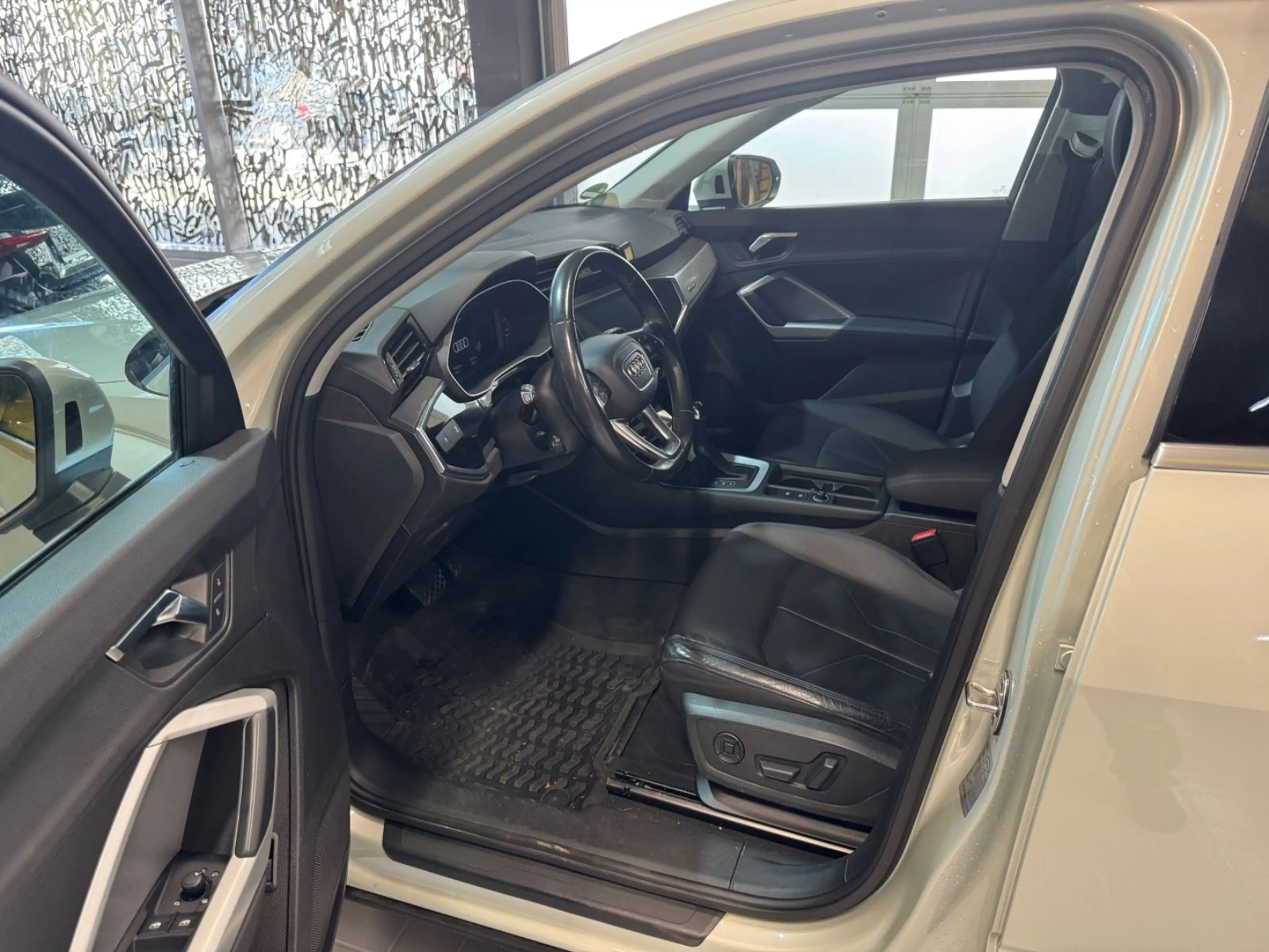 Audi Q3 Sportback 45 TFSI quattro Aut. ACC~LEDER~NAVI — photo 13