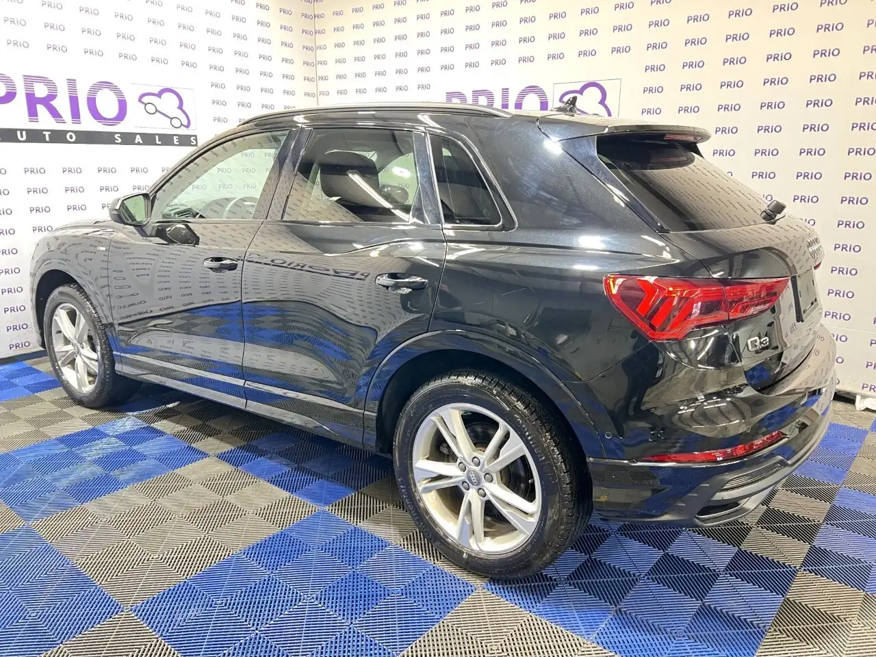 Audi Q3 снимка Audi Q3
