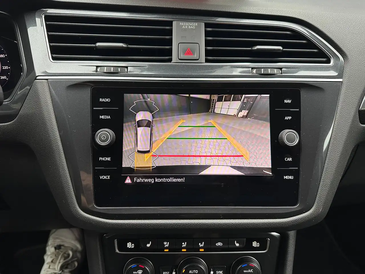 Volkswagen Tiguan Allspace Highline/R-Line *Black Style*AHK*KAMERA*NAVI*Massage*, миниатюра 21