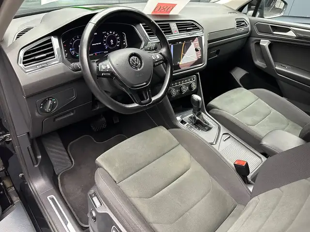 Volkswagen Tiguan Allspace view 16