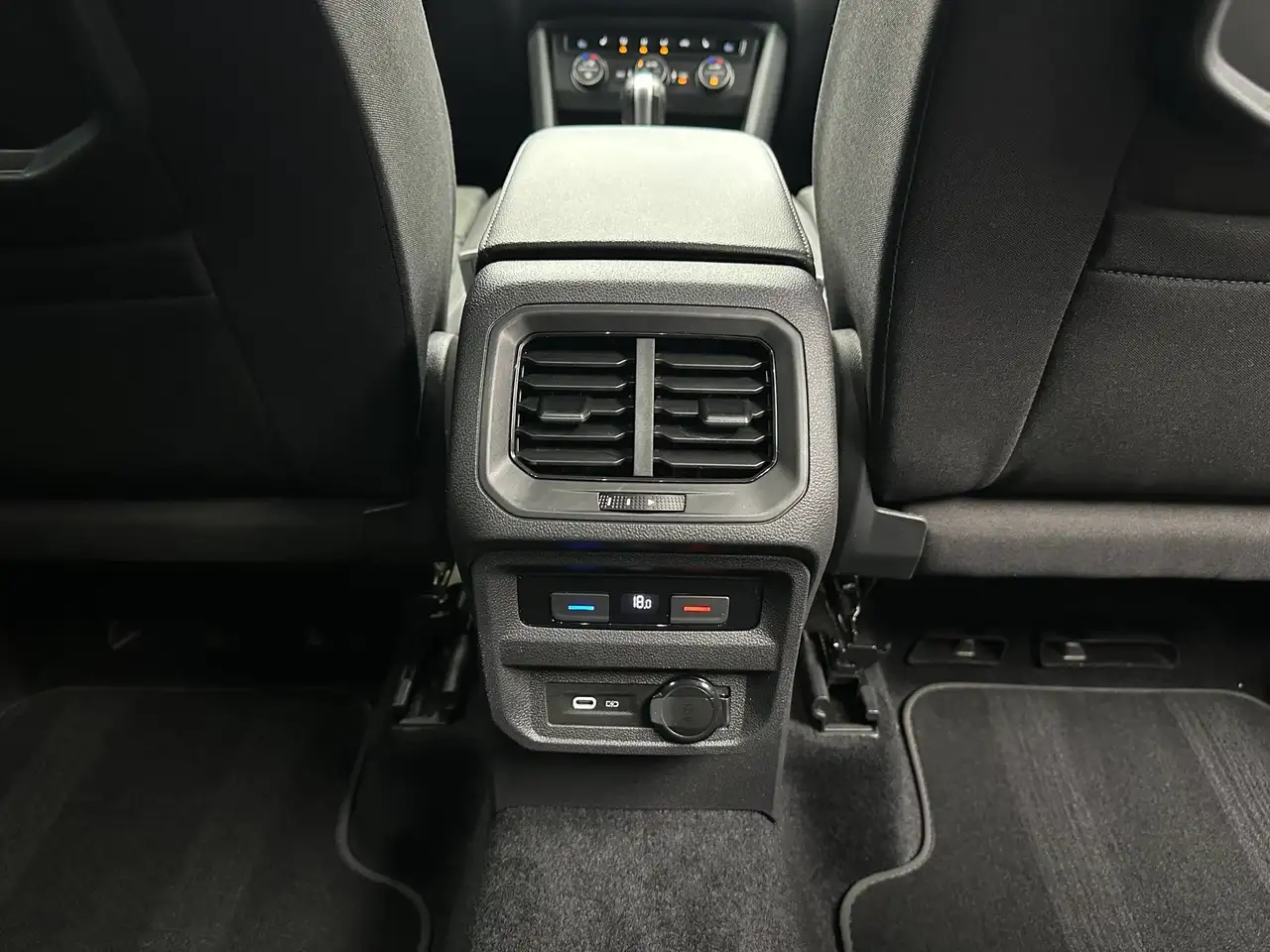 Volkswagen Tiguan Allspace Highline/R-Line *Black Style*AHK*KAMERA*NAVI*Massage*, миниатюра 27