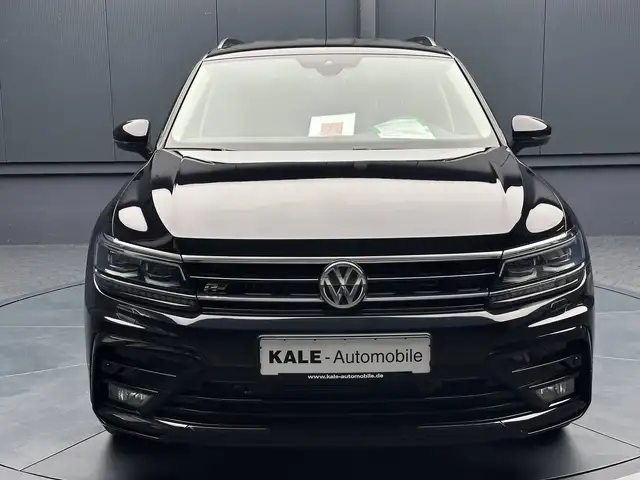 Volkswagen Tiguan Allspace view 8