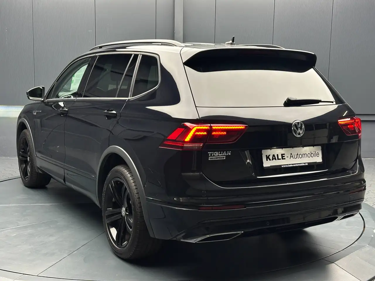 Volkswagen Tiguan Allspace Highline/R-Line *Black Style*AHK*KAMERA*NAVI*Massage*, миниатюра 3