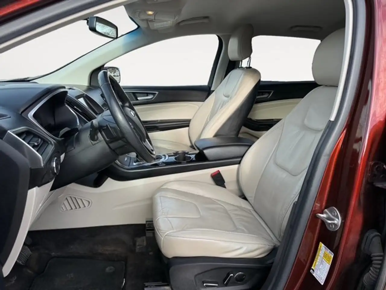 Ford Edge снимка Ford Edge