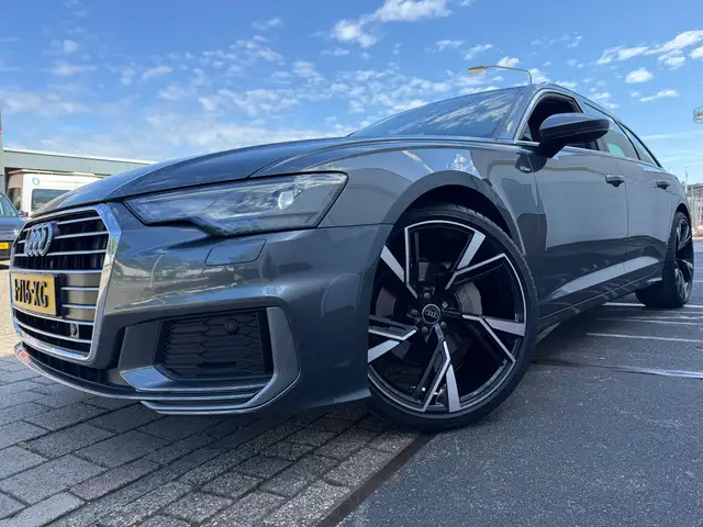 Audi A6 view 5