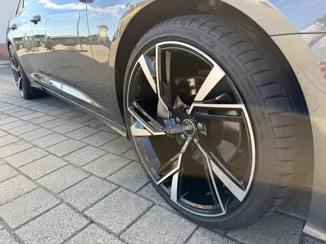 Audi A6 view 25