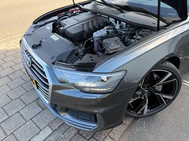 Audi A6 view 23