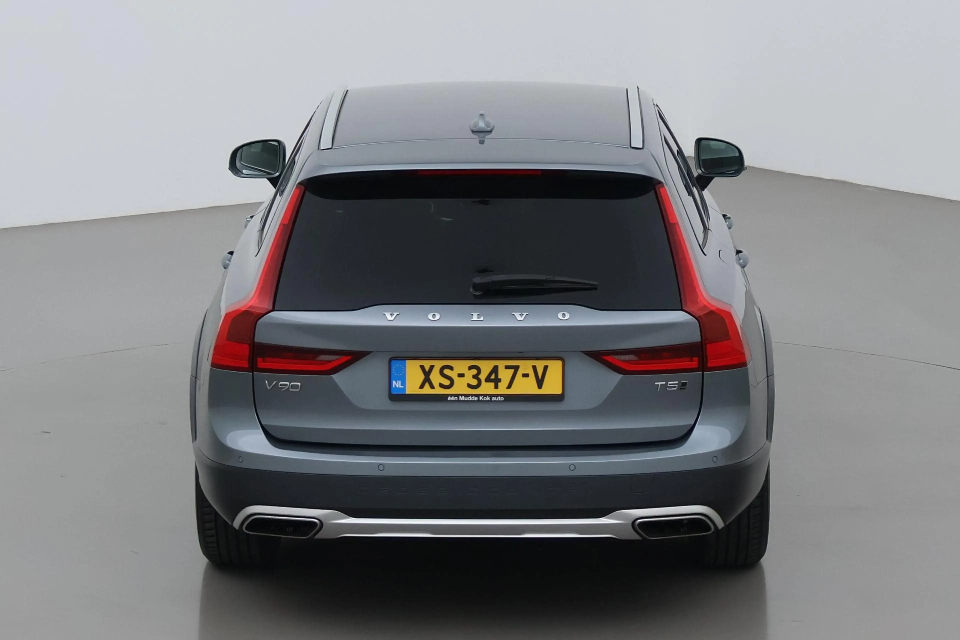 Volvo V90 Cross Country 2.0 T5 Pro | ACC | 360° Camera | Trekhaak | Stoelv — photo 9