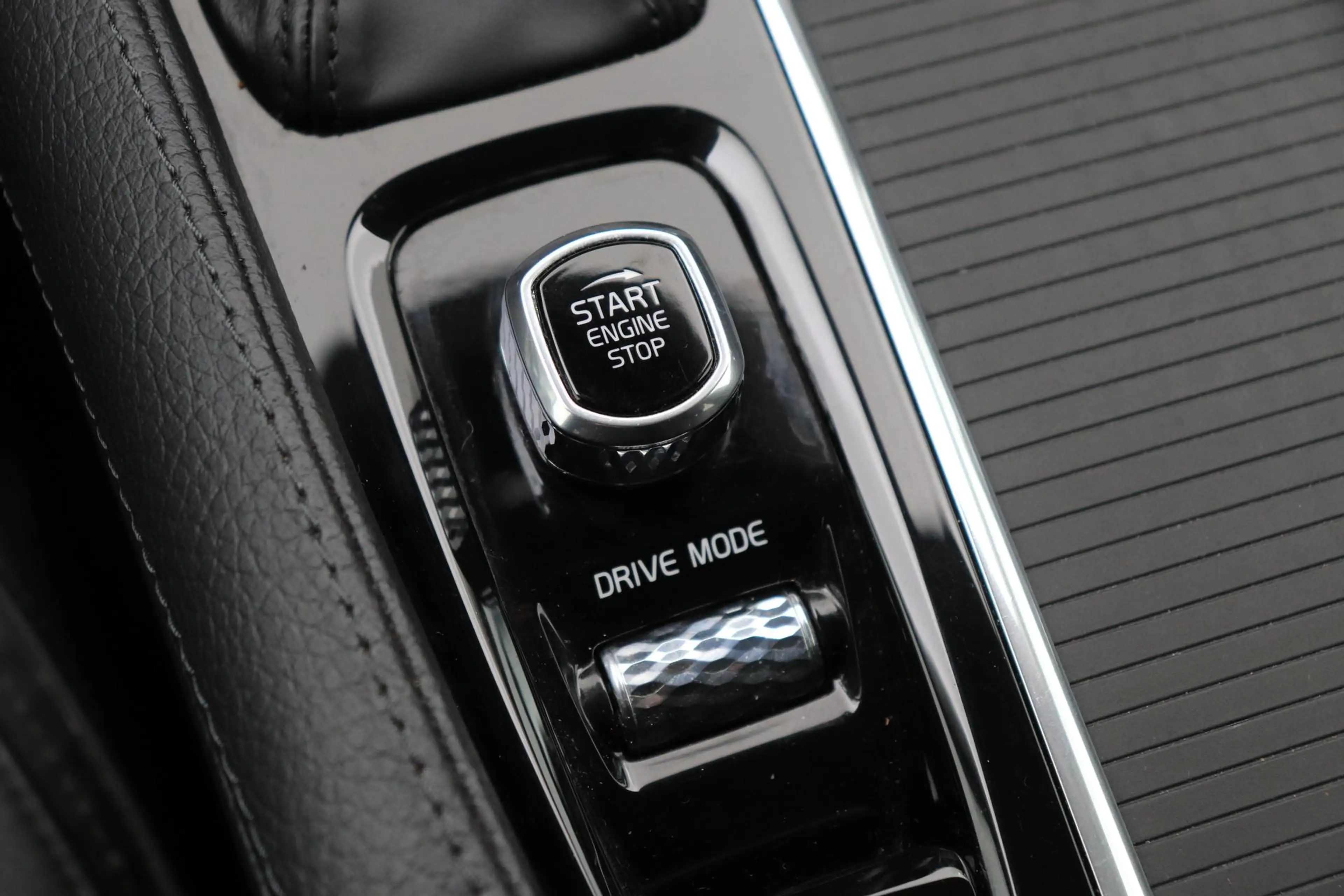 Volvo V90 Cross Country 2.0 T5 Pro | ACC | 360° Camera | Trekhaak | Stoelv — photo 35