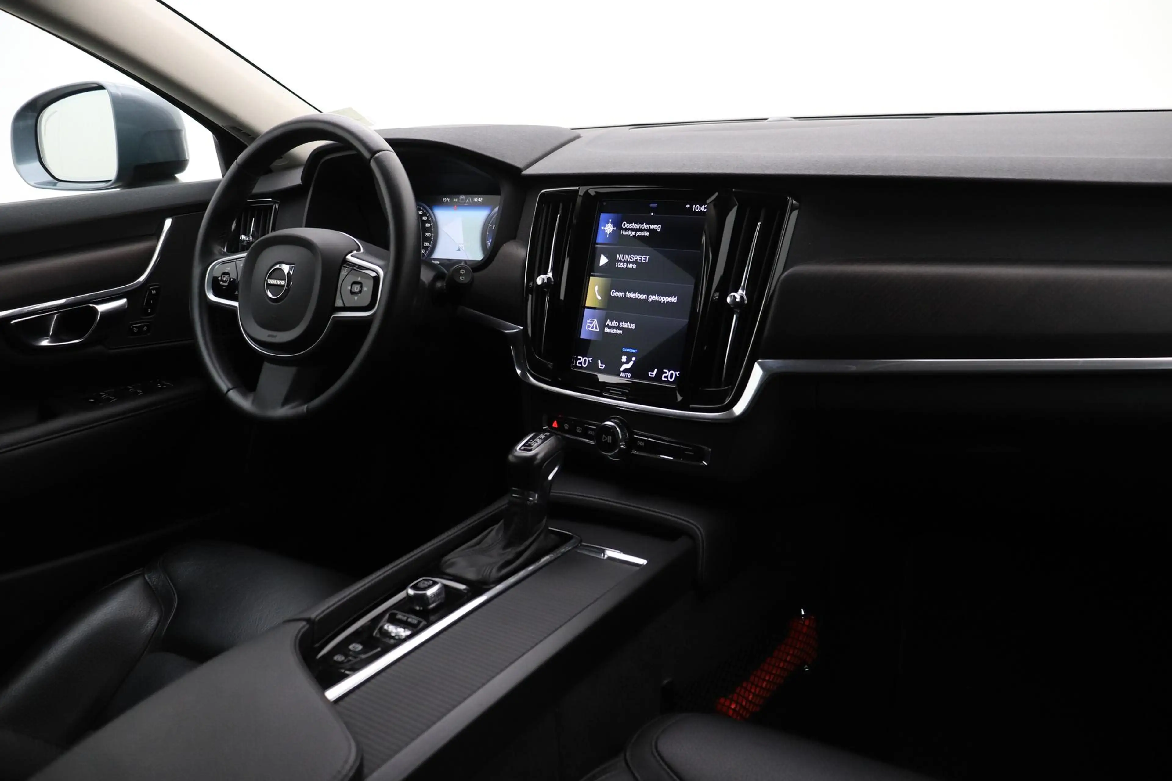 Volvo V90 Cross Country 2.0 T5 Pro | ACC | 360° Camera | Trekhaak | Stoelv — photo 17