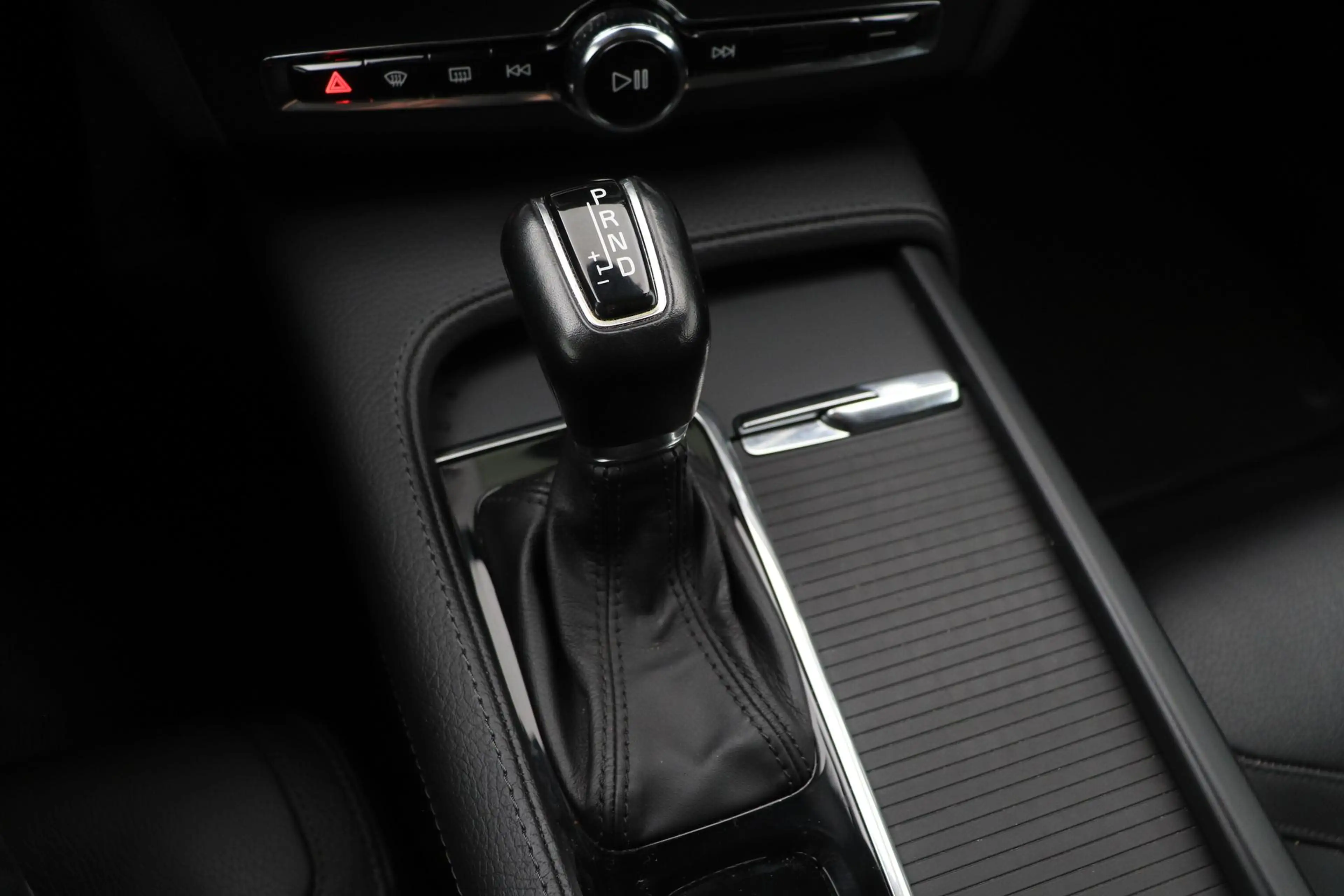 Volvo V90 Cross Country 2.0 T5 Pro | ACC | 360° Camera | Trekhaak | Stoelv — photo 34