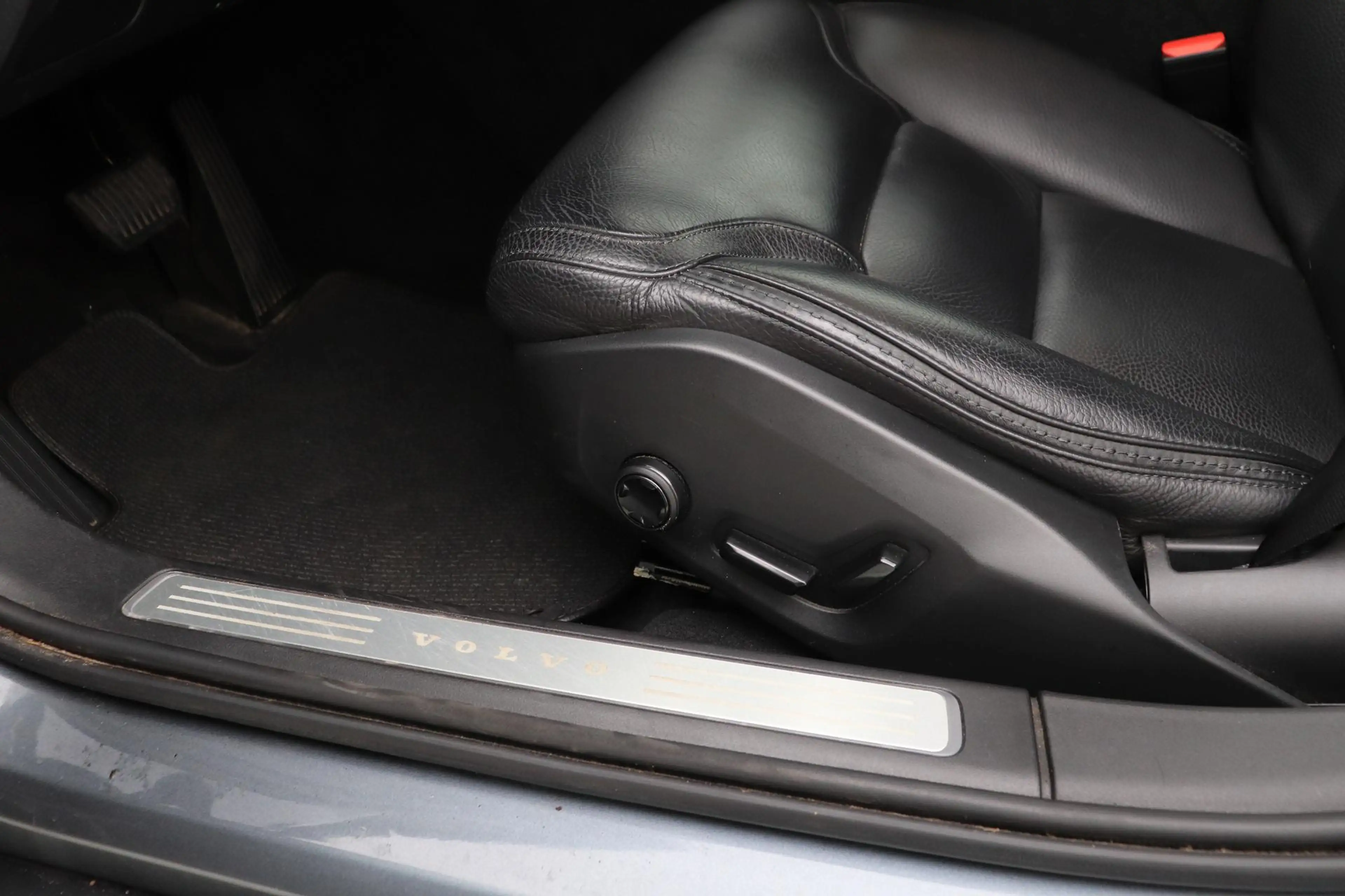 Volvo V90 Cross Country 2.0 T5 Pro | ACC | 360° Camera | Trekhaak | Stoelv — photo 44