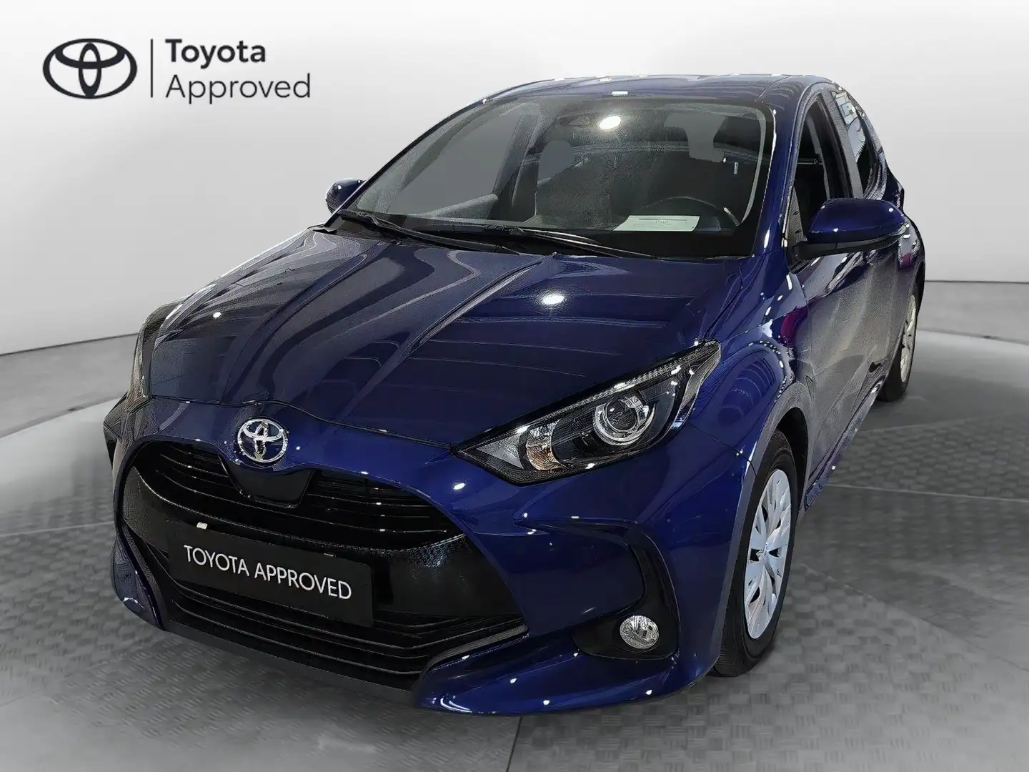 Toyota Yaris Yaris 1.0 5 porte Active Blu/Azzurro - 1