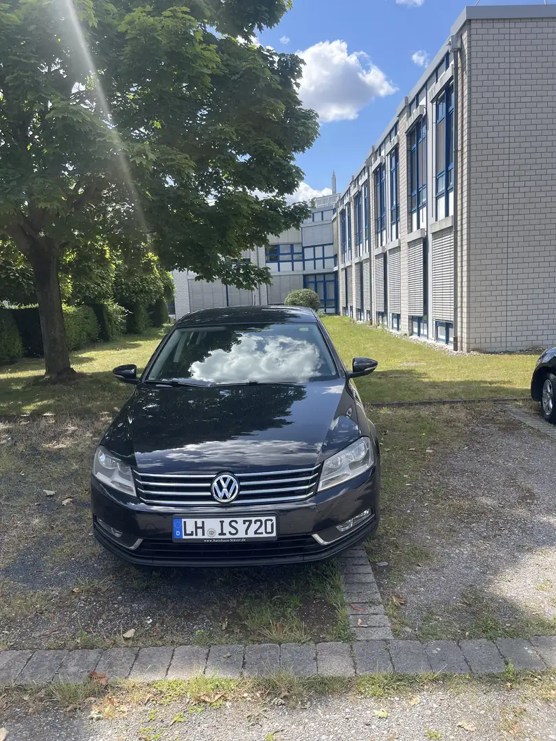 Volkswagen Passat 2.0 TDI DSG BlueMotion Technology Comfortline - 1