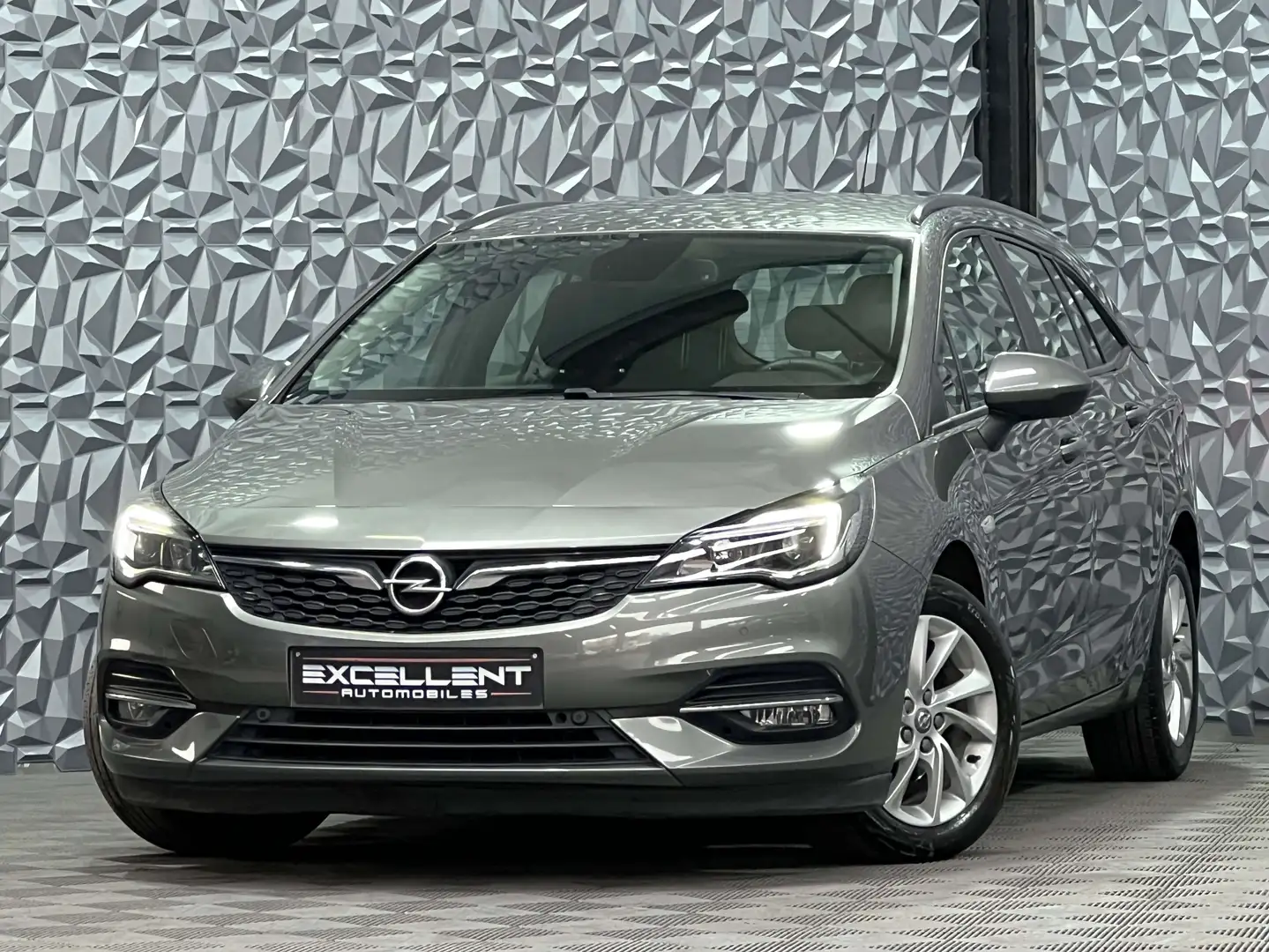 Opel Astra 1.5 Turbo D Elegance/GPS/BLEUTOOTH/GARANTIE 12 M// Gris - 1
