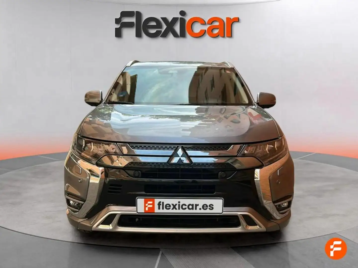 Mitsubishi Outlander 2.4 PHEV Kaiteki Auto 4WD Amarillo - 2