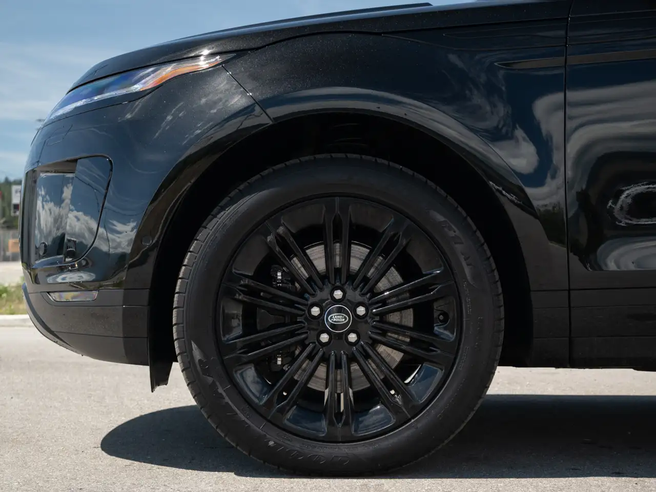 Land Rover Range Rover Evoque photo Land Rover Range Rover Evoque