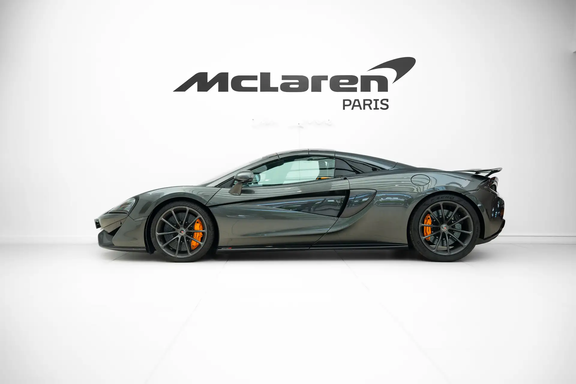 맥라렌 570S 570 Sport Spider 2019 건메탈 사진 4