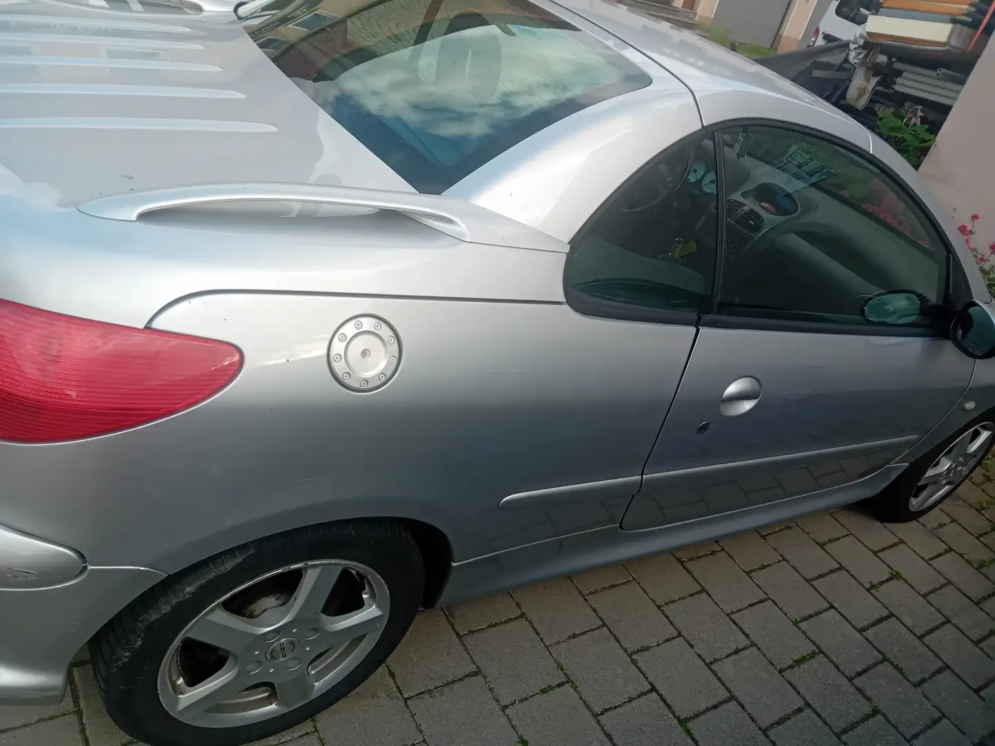 Peugeot 206 CC 110 Platinum - 2