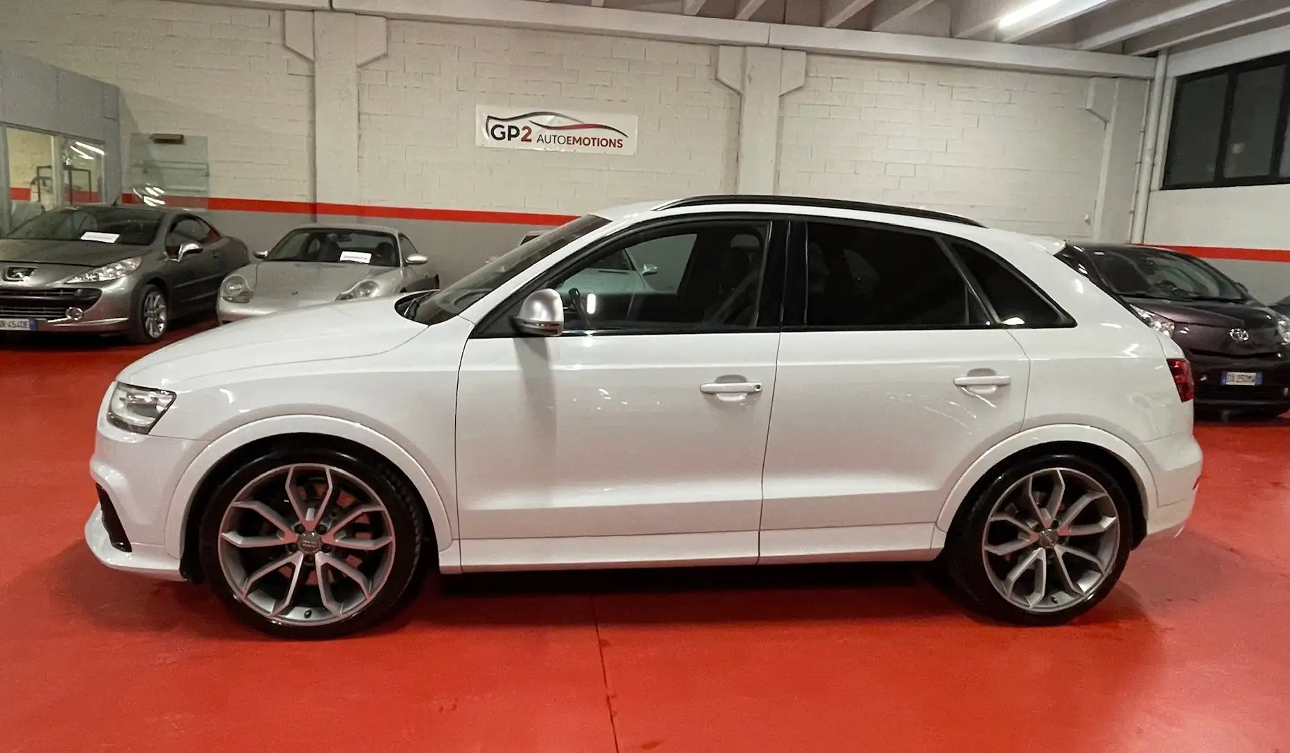 Audi RS Q3 Q3 RS 2.5 tfsi quattro s-tronic Weiß - 2