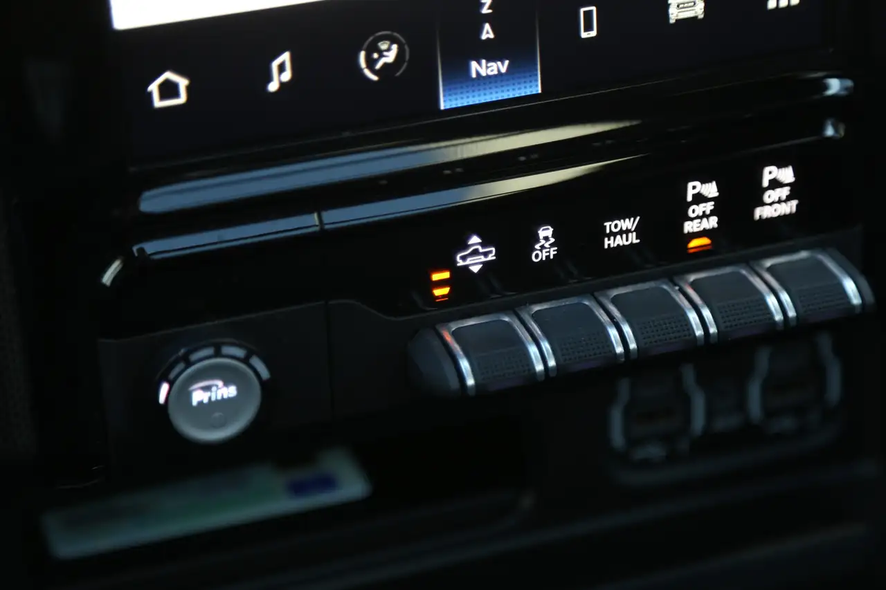 Dodge RAM 2023 — фото 13