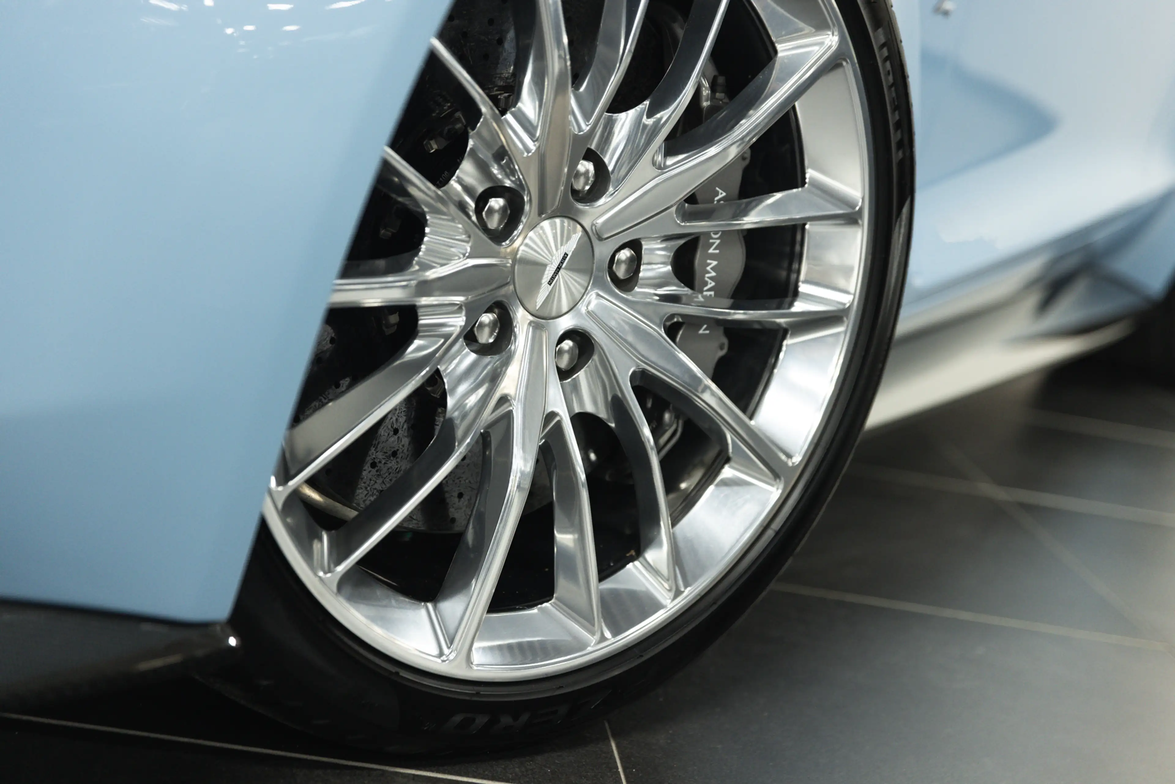 Aston Martin Vanquish ZAGATO SHOOTING BRAKE 1 of 99 — photo 6