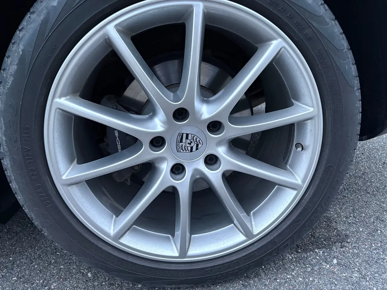 Porsche Cayenne снимка Porsche Cayenne