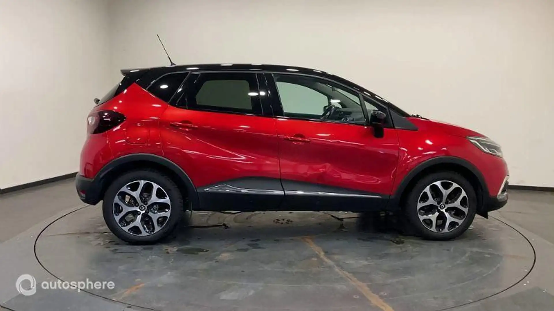 Renault Captur 1.3 TCe 150ch FAP Intens - 2