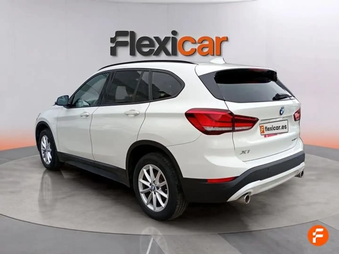 BMW X1 sDrive 18dA Blanco - 2