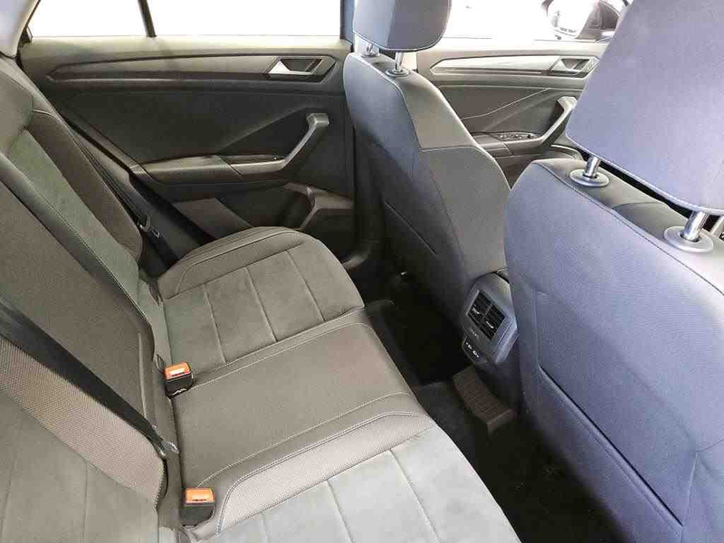 Volkswagen T-Roc 1.5 TSI DSG STYLE*IQ.LIGHT*AHK*PANO*KAMERA — photo 9