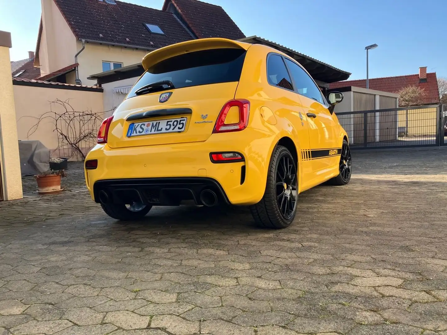 Abarth 595 Competizione 70th Anniversario, MTA, Beats, Akrapovic, Skydome Żółty - 2