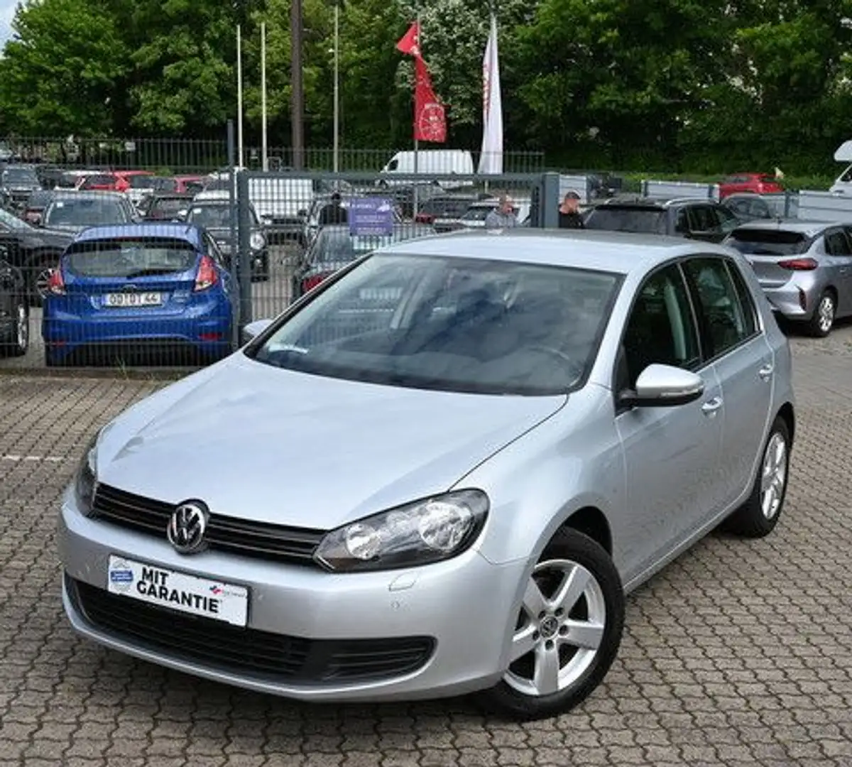 Volkswagen Golf VI 1.2 TSI Comfortline Klima 5trg Sitzh PDC Plateado - 1
